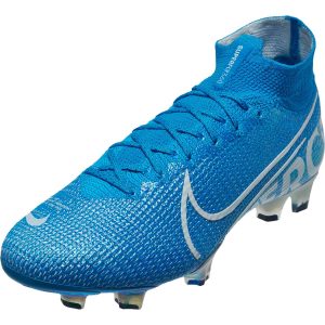 the lightest football boots